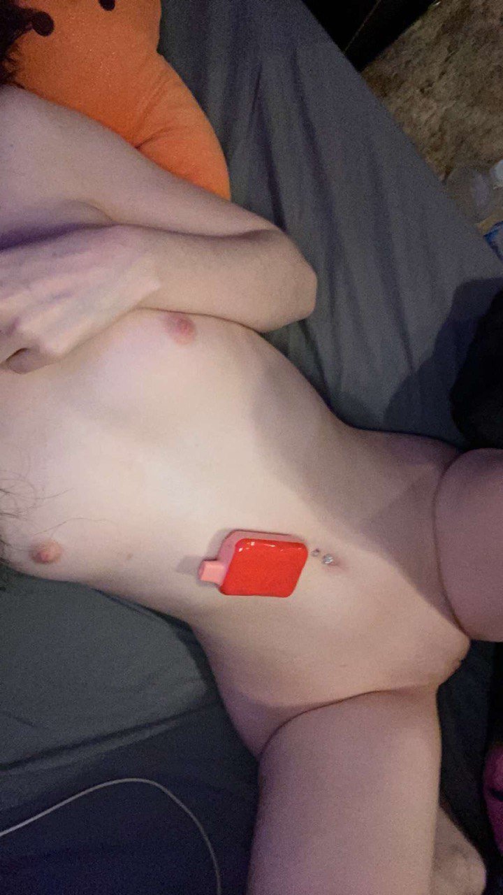 Una buena pajas y unas buenas tetas para acompañar #dQjVMXJF